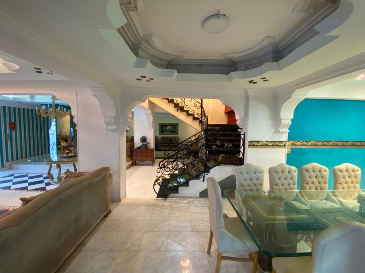 Pyramita Hotel Ghatati Ngoại thất bức ảnh