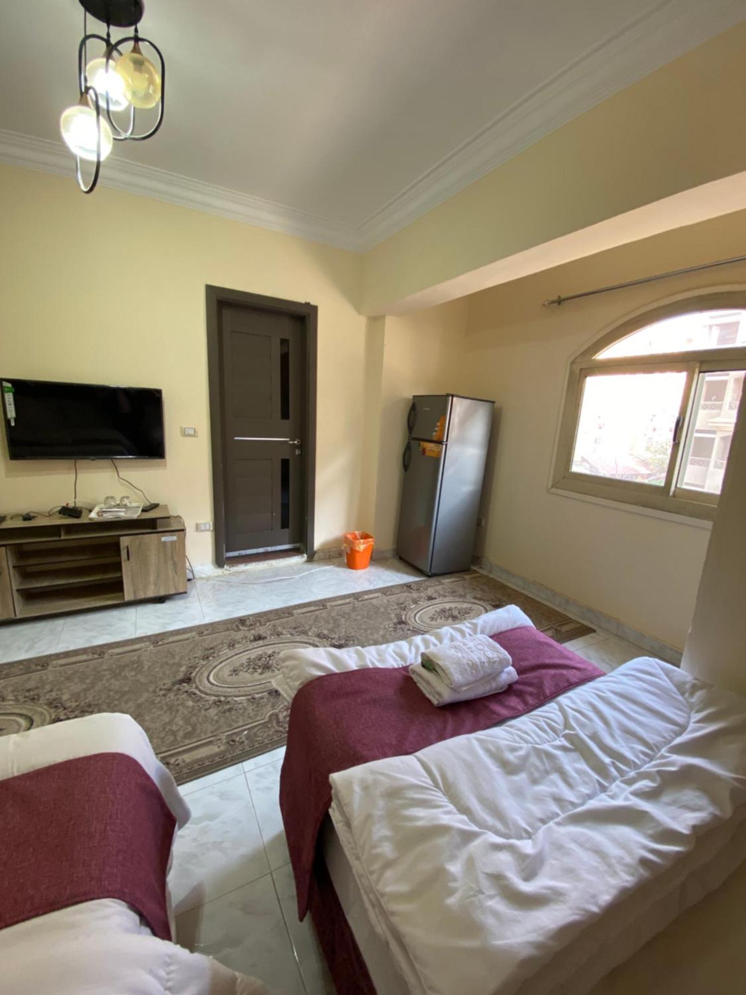 Pyramita Hotel Ghatati Ngoại thất bức ảnh