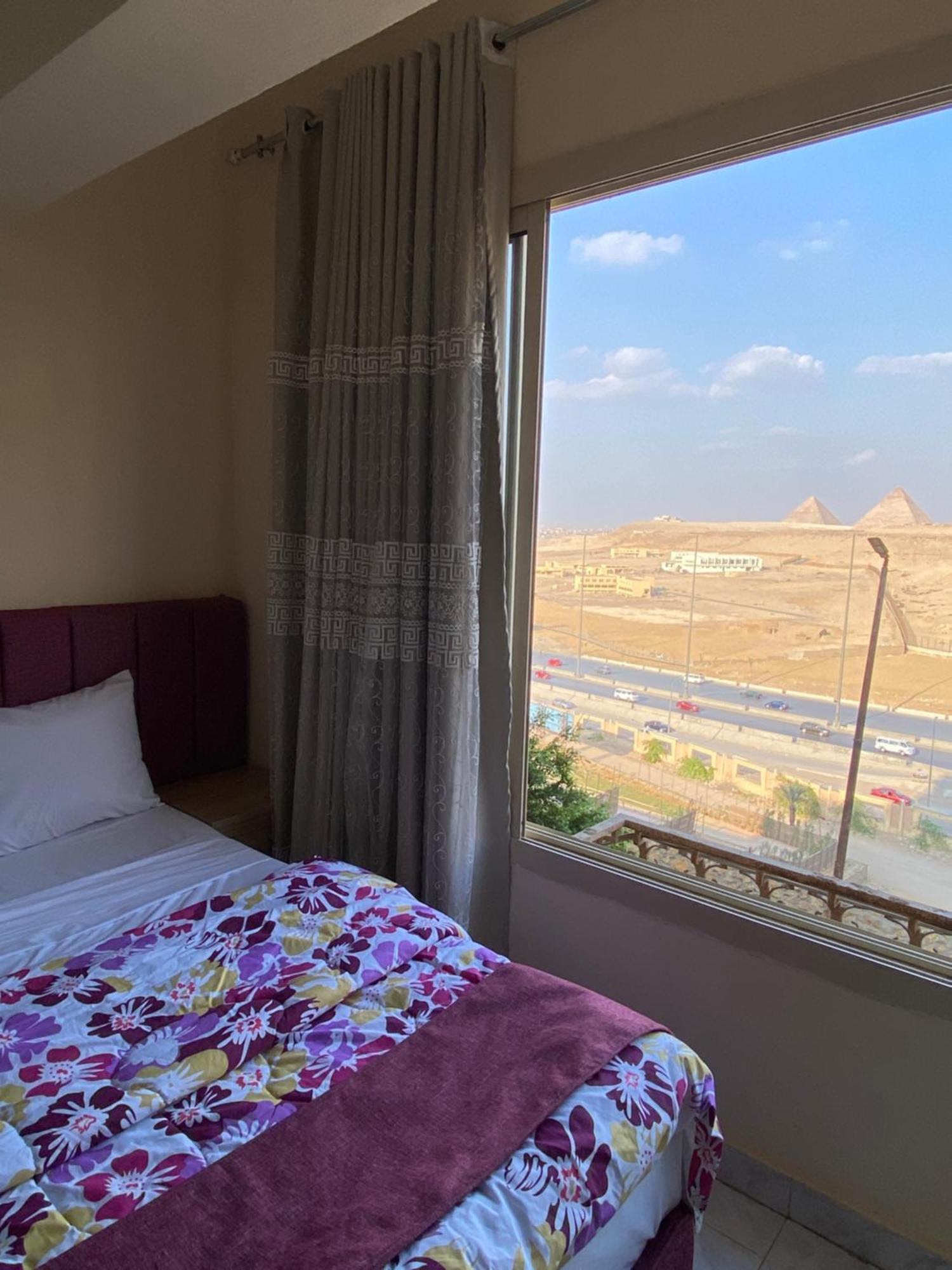 Pyramita Hotel Ghatati Ngoại thất bức ảnh