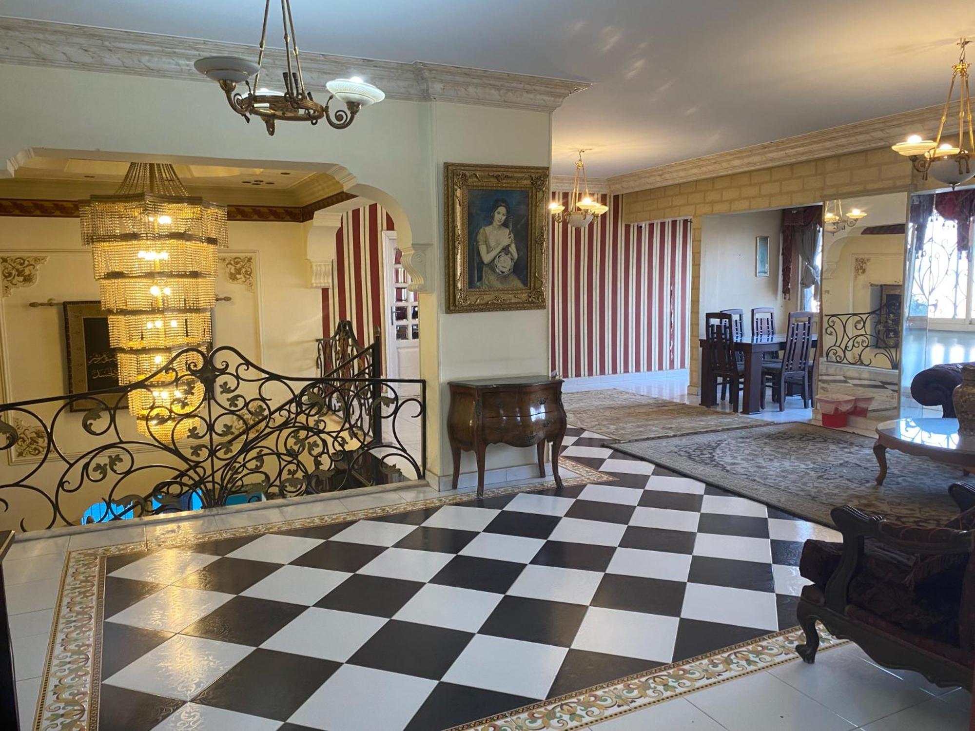 Pyramita Hotel Ghatati Ngoại thất bức ảnh